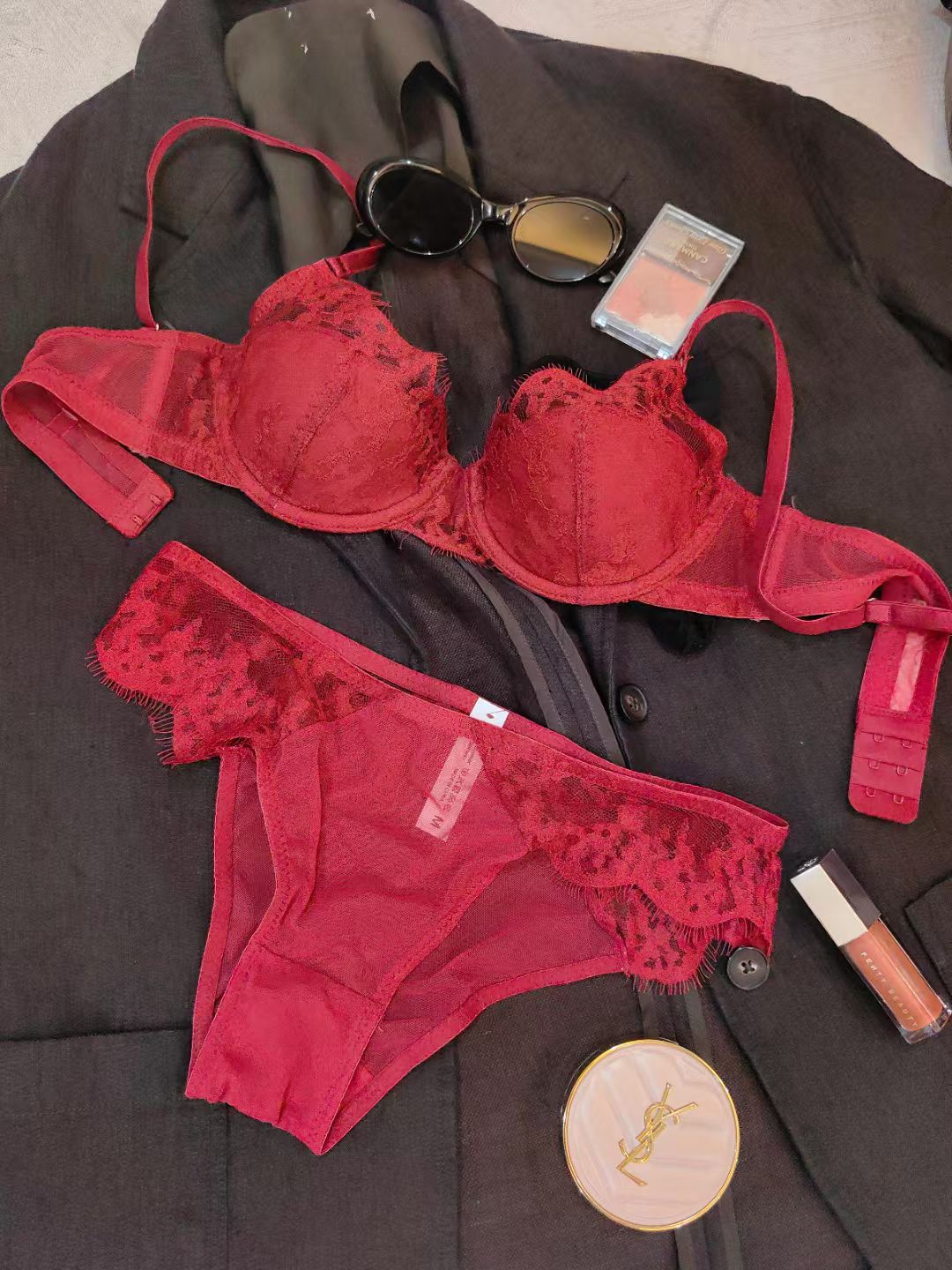 Style Plus Size Lingerie Sexy Bra Lace Embroidery Ultra-thin Large Chest Minimizer Bra Set